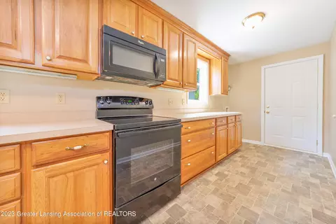 722 Hunter Blvd, Lansing, MI 48910 photo 15