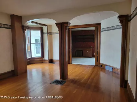209 E Walker St, Saint Johns, MI 48879 photo 13