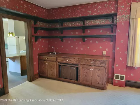 209 E Walker St, Saint Johns, MI 48879 photo 15
