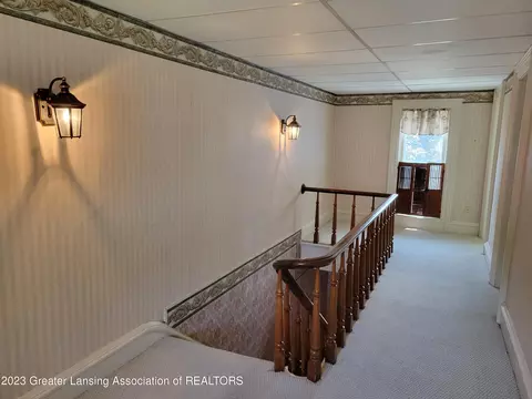 209 E Walker St, Saint Johns, MI 48879 photo 31