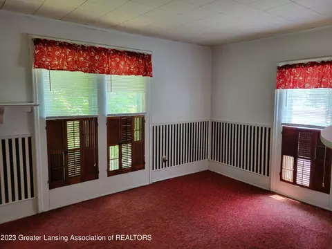 209 E Walker St, Saint Johns, MI 48879 photo 32