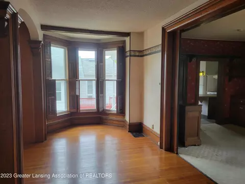 209 E Walker St, Saint Johns, MI 48879 photo 12