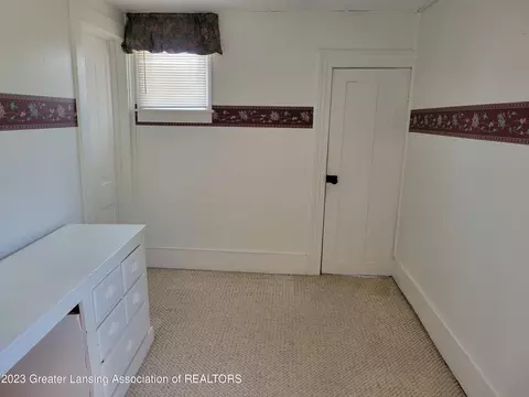 209 E Walker St, Saint Johns, MI 48879 photo 38