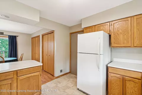 12272 Pine Ridge Dr, Perry, MI 48872 photo 17