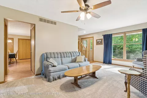 12272 Pine Ridge Dr, Perry, MI 48872 photo 8
