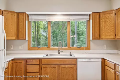 12272 Pine Ridge Dr, Perry, MI 48872 photo 13
