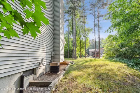 12272 Pine Ridge Dr, Perry, MI 48872 photo 38
