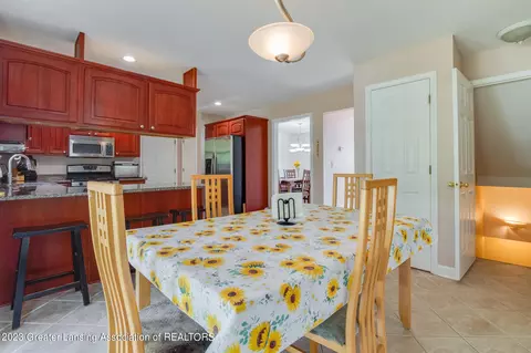 Dining - 5101 Curtice Rd, Mason, MI 48854 photo 5 of 5