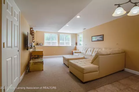 Living - 5101 Curtice Rd, Mason, MI 48854 photo 5 of 6