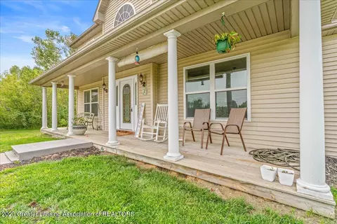 Exterior - 5101 Curtice Rd, Mason, MI 48854 photo 13 of 14