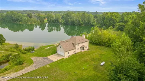 Exterior - 5101 Curtice Rd, Mason, MI 48854 photo 6 of 14