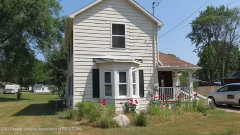 247 E Oak St, Elsie, MI 48831