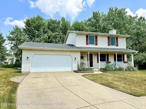 4130 Dublin Cir, Holt, MI 48842