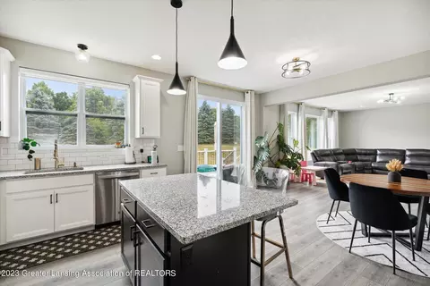 4149 Presidents Way, Dewitt, MI 48820 photo 9