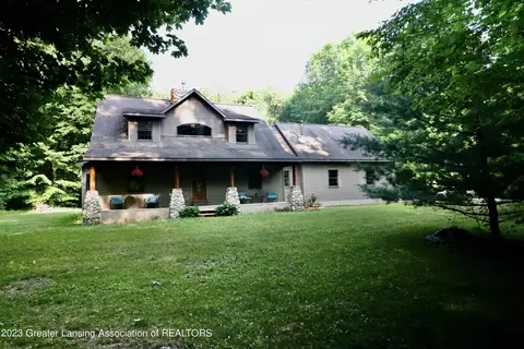 6360 Mallard Dr, Charlotte, MI 48813