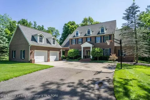 16797 Erins Way, Grand Ledge, MI 48837