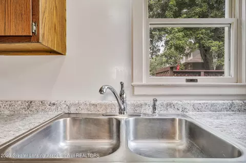 460 1st St, Gregory, MI 48137 photo 7