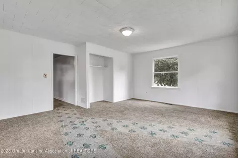 460 1st St, Gregory, MI 48137 photo 2