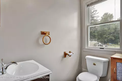 460 1st St, Gregory, MI 48137 photo 9