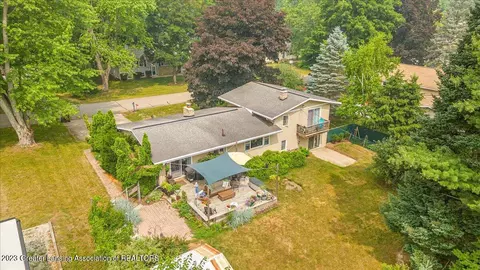 607 Devon Dr, Eaton Rapids, MI 48827 photo 19