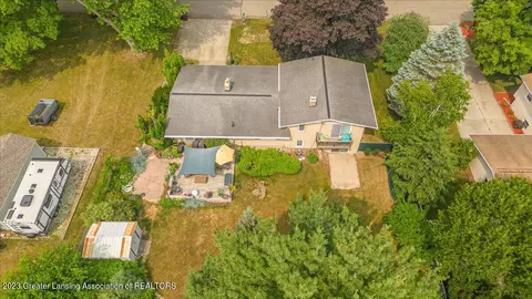 607 Devon Dr, Eaton Rapids, MI 48827 photo 38