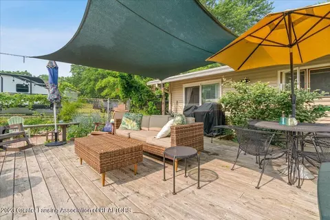 607 Devon Dr, Eaton Rapids, MI 48827 photo 17