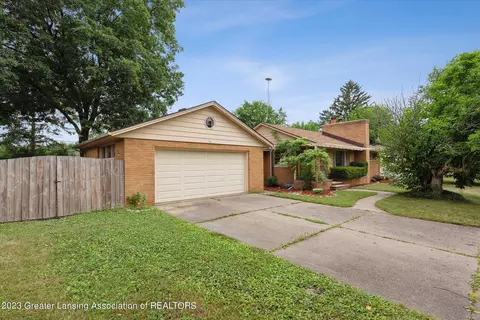 514 Leland Pl, Lansing, MI 48917 photo 35