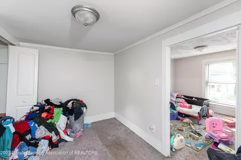 608 Brook St, Lansing, MI 48906 photo 7