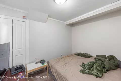 608 Brook St, Lansing, MI 48906 photo 6