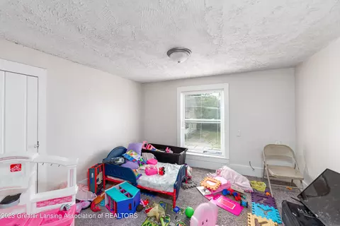 608 Brook St, Lansing, MI 48906 photo 8
