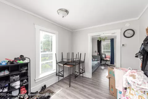 608 Brook St, Lansing, MI 48906 photo 3