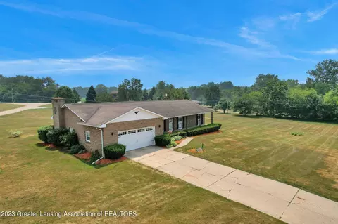 3652 Pinch Hwy, Potterville, MI 48876