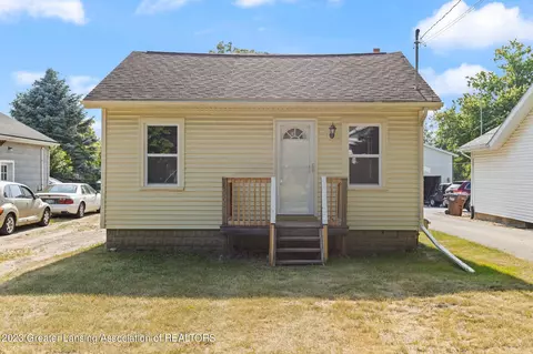 534 Fairyland Ave, Jackson, MI 49202