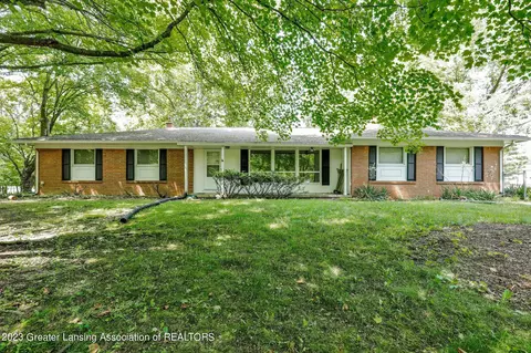3003 Baywood Blvd, Lansing, MI 48906