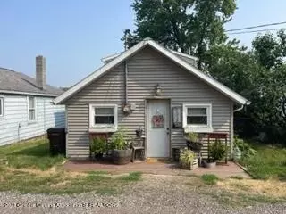 3038 Luella Ln, Springport, MI 49284