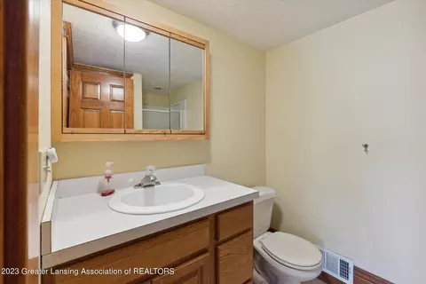 3390 E Howe Rd, Dewitt, MI 48820 photo 34