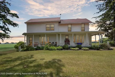 3390 E Howe Rd, Dewitt, MI 48820 photo 2