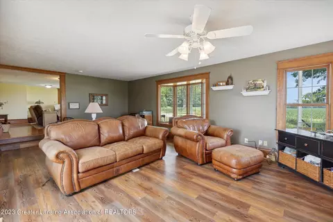 3390 E Howe Rd, Dewitt, MI 48820 photo 11