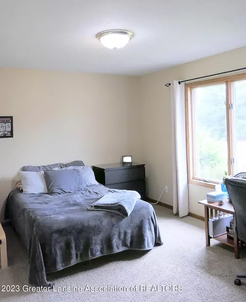 4024 S Dewitt Rd, Saint Johns, MI 48879 photo 22