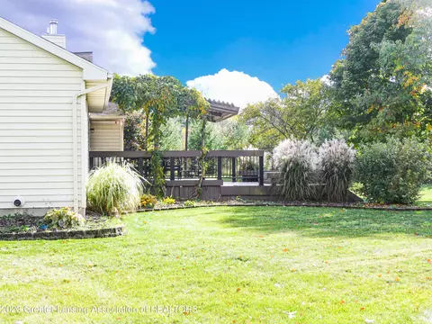 4024 S Dewitt Rd, Saint Johns, MI 48879 photo 3