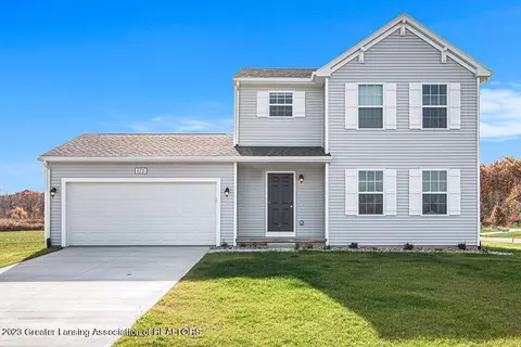 866 Saint Johns Chase, Grand Ledge, MI 48837
