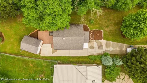 3528 Aurelius Rd, Lansing, MI 48910 photo 6