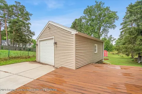 3528 Aurelius Rd, Lansing, MI 48910 photo 22