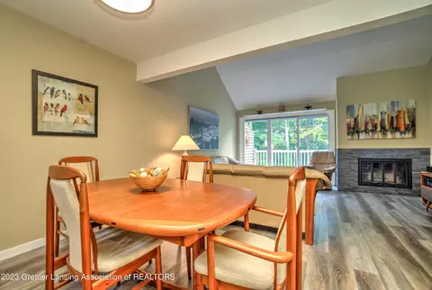 3627 E Meadows Ct, Okemos, MI 48864 photo 12