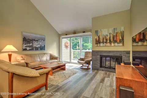 3627 E Meadows Ct, Okemos, MI 48864 photo 14