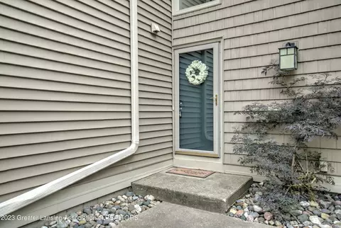 3627 E Meadows Ct, Okemos, MI 48864 photo 42