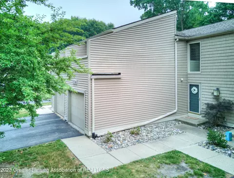 3627 E Meadows Ct, Okemos, MI 48864 photo 48