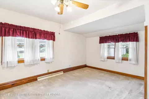 511 E Higham St, Saint Johns, MI 48879 photo 17