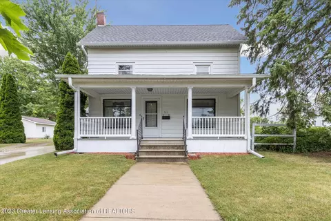 511 E Higham St, Saint Johns, MI 48879 photo 3