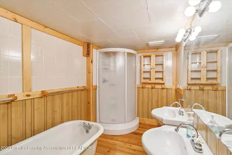 511 E Higham St, Saint Johns, MI 48879 photo 25